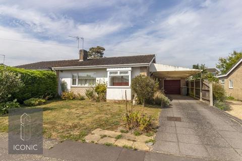 2 bedroom semi-detached bungalow for sale, The Shrublands, Norwich