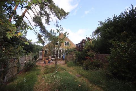168 Dover Road, Sandwich, CT13 0DD