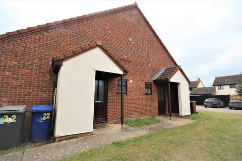 1 bedroom maisonette to rent, Wren Close, Mildenhall, Bury St Edmunds, IP28