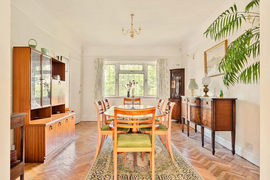 Dining Room (1)