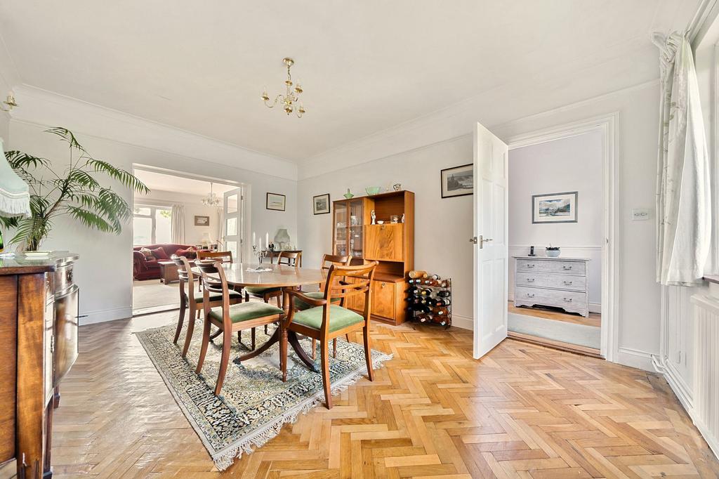 Dining Room (2)
