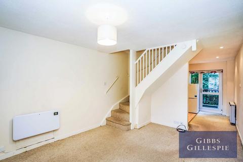 2 bedroom apartment to rent, Franklin Court, Station Road, Amersham, HP7