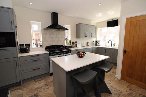 3 bedroom semi-detached house for sale, Whetstone Lane, Aldridge. WS9 0RU