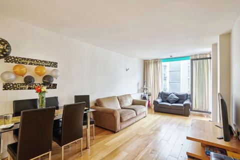 2 bedroom apartment for sale, Cardinal Building, Station Approach, Hayes, UB3 4FD