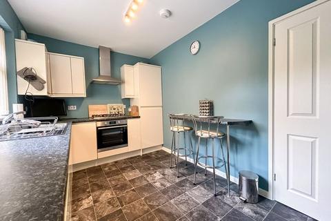 2 bedroom apartment for sale, Hardwick Court, Wood Lane, Streetly, B74 3LH