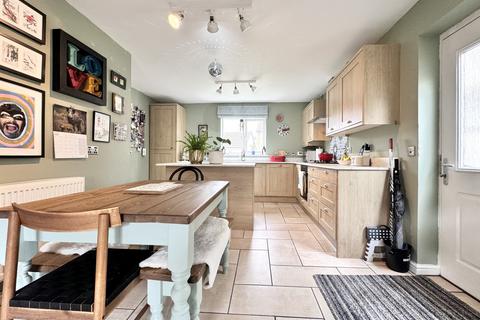 13 Coed Duffryn, Aberdare, CF44 0DB