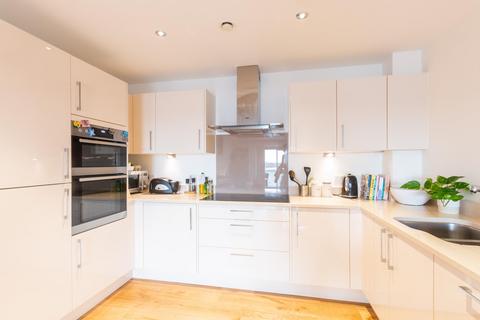 2 bedroom flat for sale, Kingman Way, Newbury, RG14