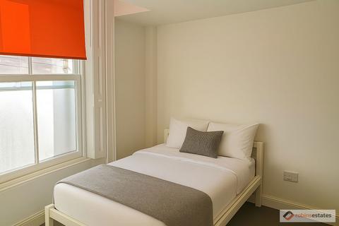 Studio to rent, Shakespeare Street, Nottingham, NG1 4FQ