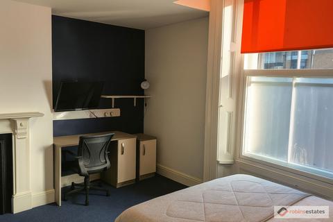 Studio to rent, Shakespeare Street, Nottingham, NG1 4FQ