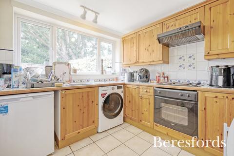 3 bedroom end of terrace house for sale, Seven Arches Road, Brentwood, CM14