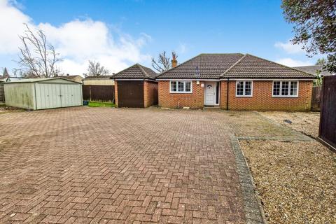 3 bedroom bungalow for sale, Ashdene Road, Guildford GU12