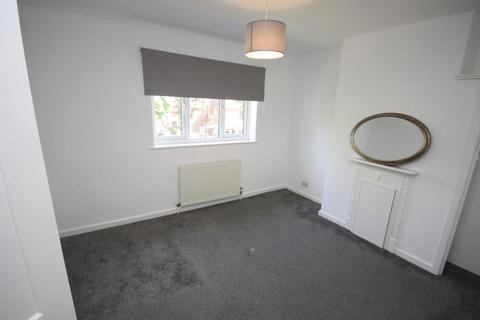 4 bedroom terraced house to rent, Old Oak Common Lane, East Acton, London, W3 7DW