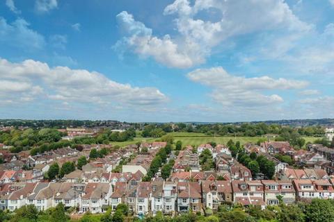 2 bedroom flat for sale, Davigdor Road, East Sussex BN3