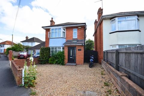 4 bedroom detached house for sale, Barnes Road, Bournemouth BH10