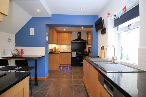 4 bedroom semi-detached house for sale, Warren Lane, Bingley, West Yorkshire, BD16