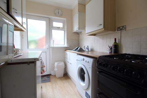 3 bedroom terraced house for sale, Filmer Road, Luton