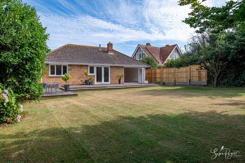 3 bedroom detached bungalow for sale, Bay Road, Freshwater