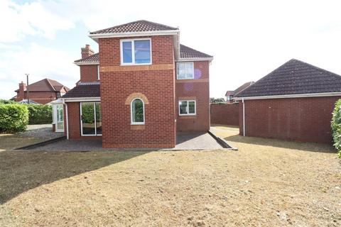 4 bedroom detached house for sale, Brill Place, Bradwell Common, Milton Keynes