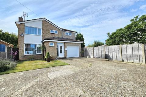 4 bedroom detached house for sale, Admirals Walk, Gosport PO12