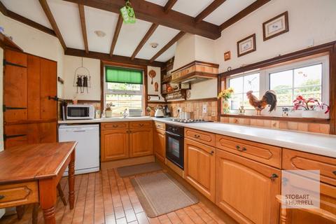 2 bedroom detached house for sale, Honeycombe Road, Norwich NR13