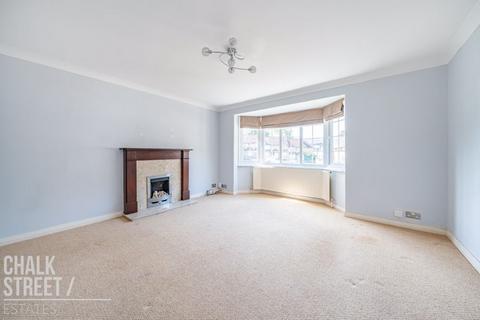 2 bedroom maisonette for sale, Waldegrave Court, Upminster, RM14