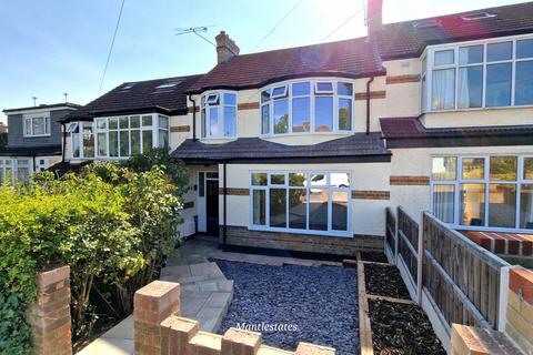 3 bedroom terraced house for sale, Ridgeway Avenue, East Barnet EN4