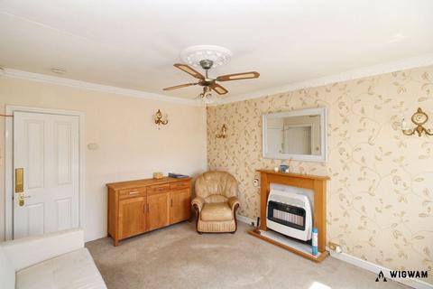 1 bedroom bungalow for sale, Kenwood, Withernsea, HU19