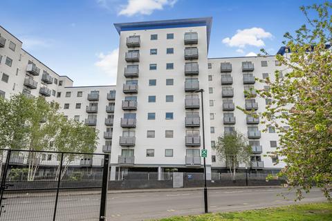 2 bedroom apartment for sale, Prince Regent Road, Hounslow