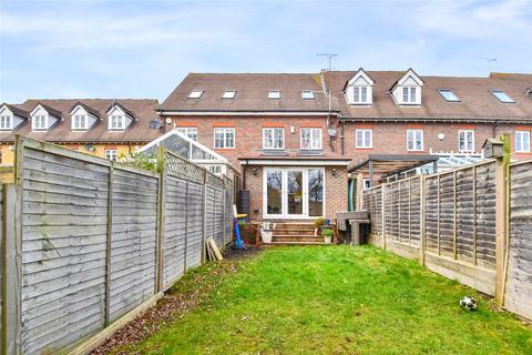 12 High Trees, Dartford, DA2 6PL