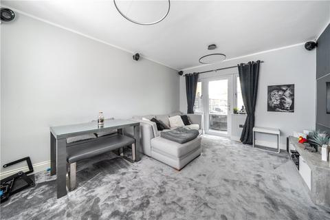 19 Bell Close, Pinner, HA5 2AQ