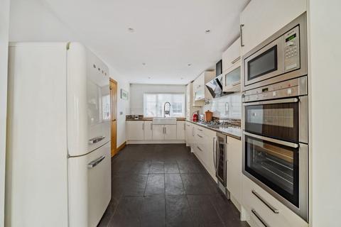 3 Tintern Court Tintern Street, Cardiff, CF5 1NL