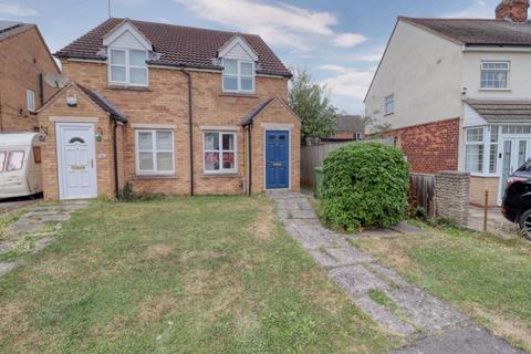 2 bedroom semi-detached house for sale, Abbots Road, Scunthorpe