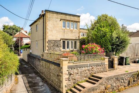 4 bedroom end of terrace house for sale, Providence Lane, Long Ashton