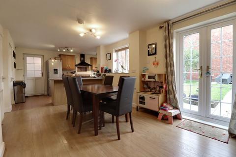 3 bedroom detached house for sale, Norbury Close, Stafford ST20