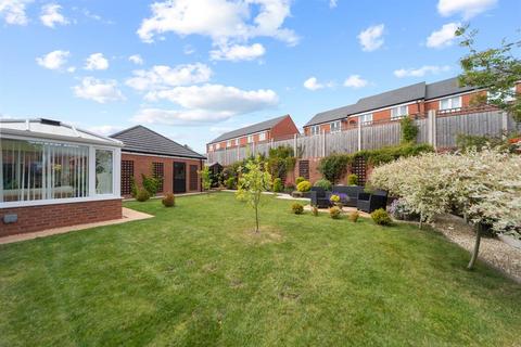 3 bedroom bungalow for sale, Malvern Oaks Close, Cradley, Malvern, WR13 5NE