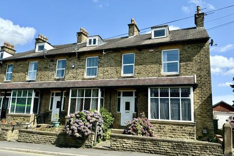 4 bedroom end of terrace house for sale, Oxford Road, Gomersal, Cleckheaton, BD19