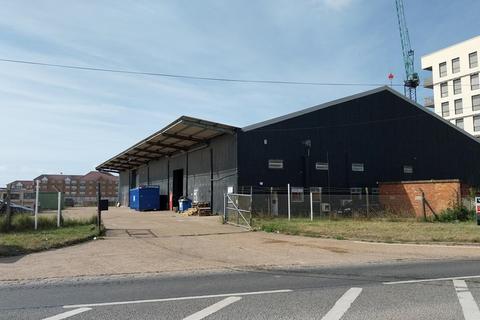 Industrial unit to rent, Brighton Road, Shoreham-by-Sea BN43