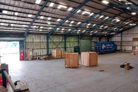 Industrial unit to rent, Brighton Road, Shoreham-by-Sea BN43