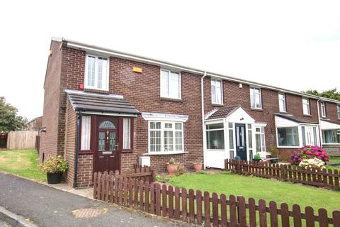 3 bedroom end of terrace house for sale, North Magdalene, Consett, County Durham, DH8