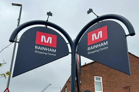 Retail property (out of town) to rent, M Rainham, Rainham ME8