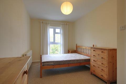 66 Avon Place, Reading, RG1 3LA
