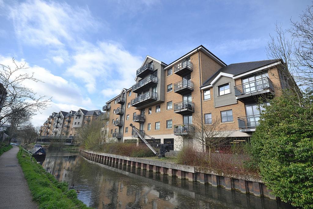 20 Jacksons Wharf FR