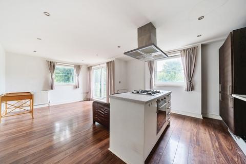 2 bedroom apartment for sale, Silver Street, Essex CM24