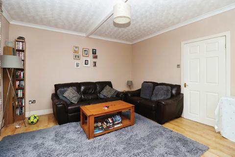 2 bedroom flat for sale, Paton Street, Dunfermline KY12