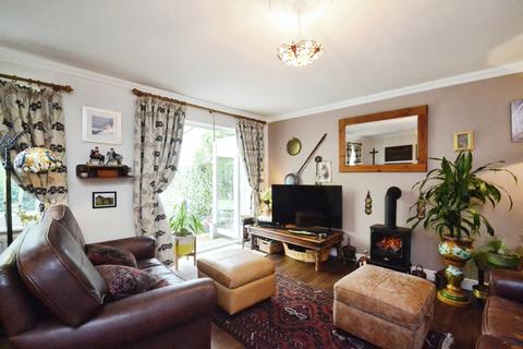 11 Beck Avenue, Dumfries, DG2 7BJ