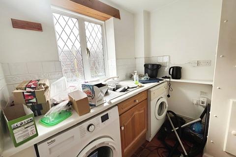 3 bedroom semi-detached house to rent, St. Judes Road, Egham TW20
