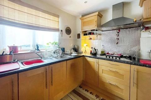 2 bedroom flat for sale, Beachy Head View, East Sussex TN38