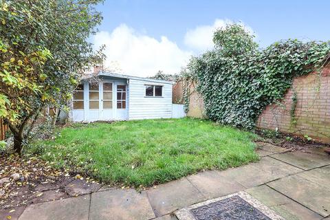 17 Coulter Grove, Perton, Wolverhampton, WV6 7UA