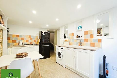 2 bedroom flat for sale, Chatham Street, Kent CT11