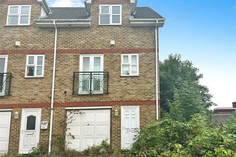 3 bedroom end of terrace house for sale, Calthorpe Mews, Rochester ME2